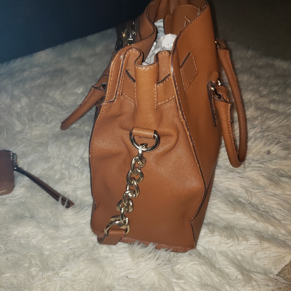 Bags - Picture 2 of 7